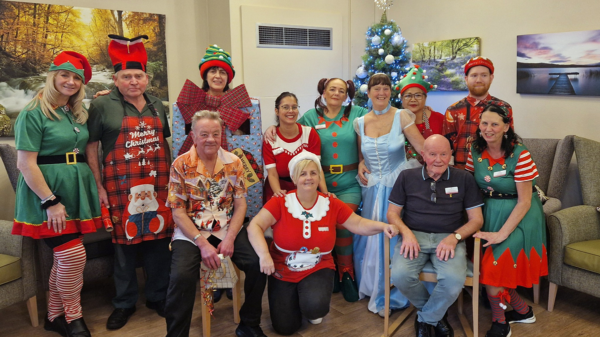 Connell Court Dazzles with a Festive Extravaganza!
